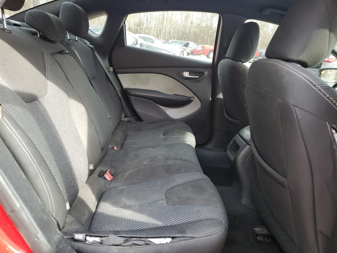 2016 Dodge Dart - Image 10