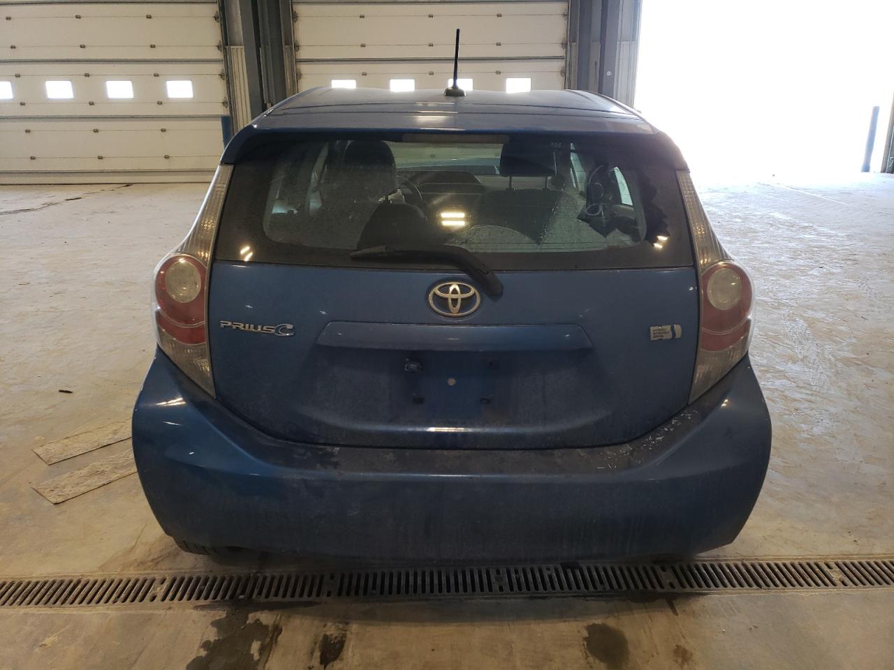 2013 Toyota Prius - Image 6