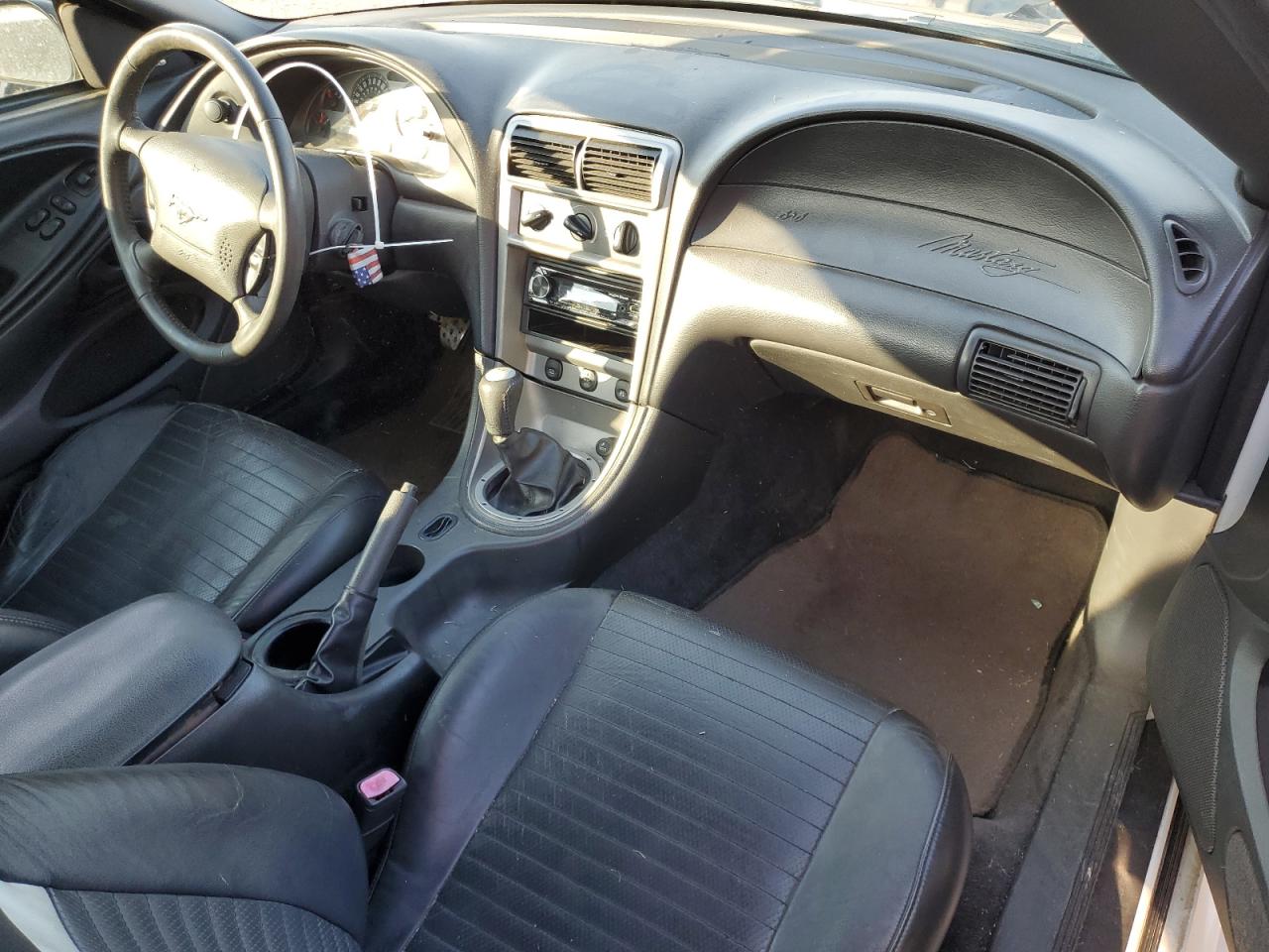 2003 Ford Mustang - Image 8