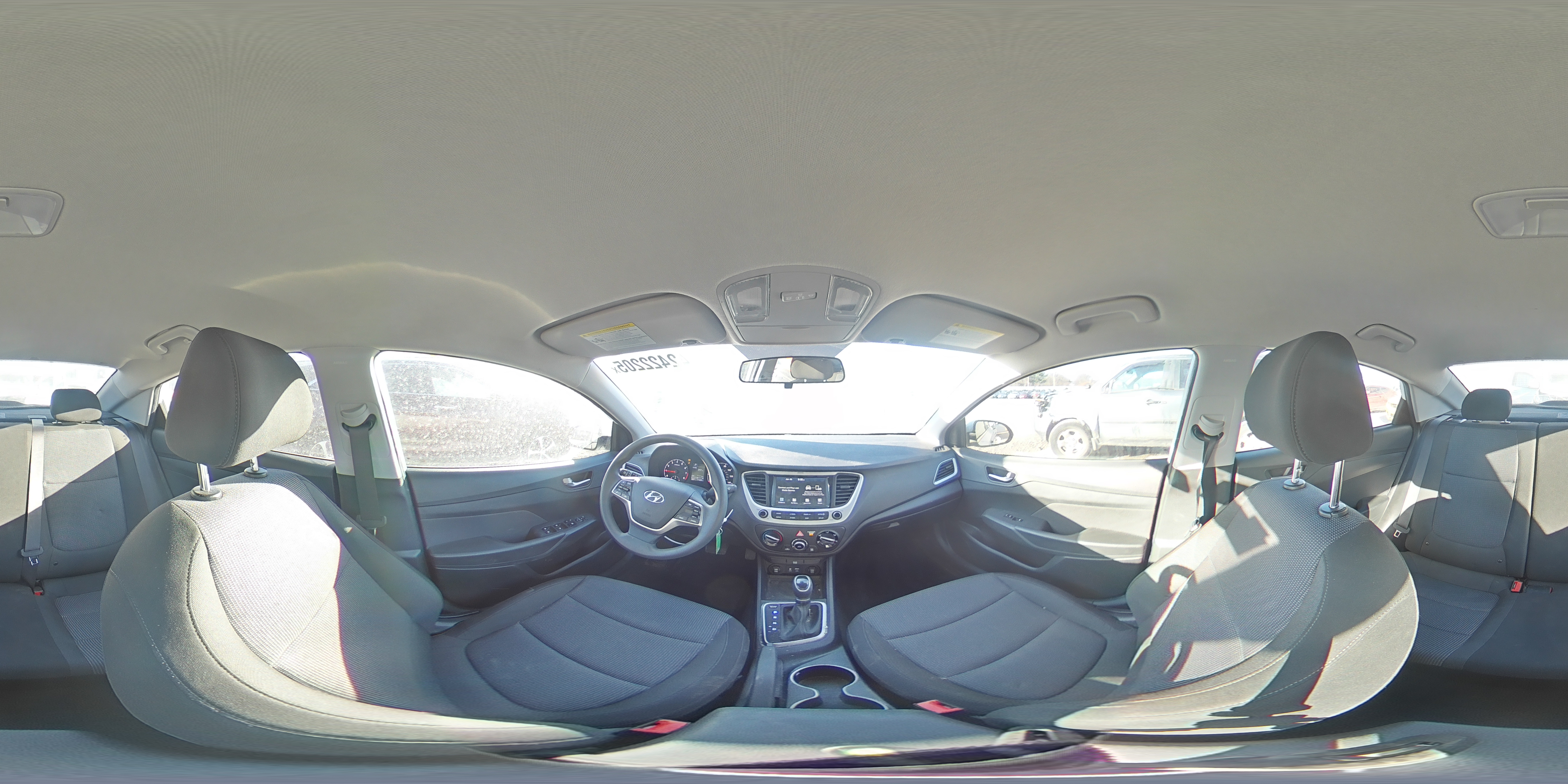 2022 Hyundai Accent - Image 15