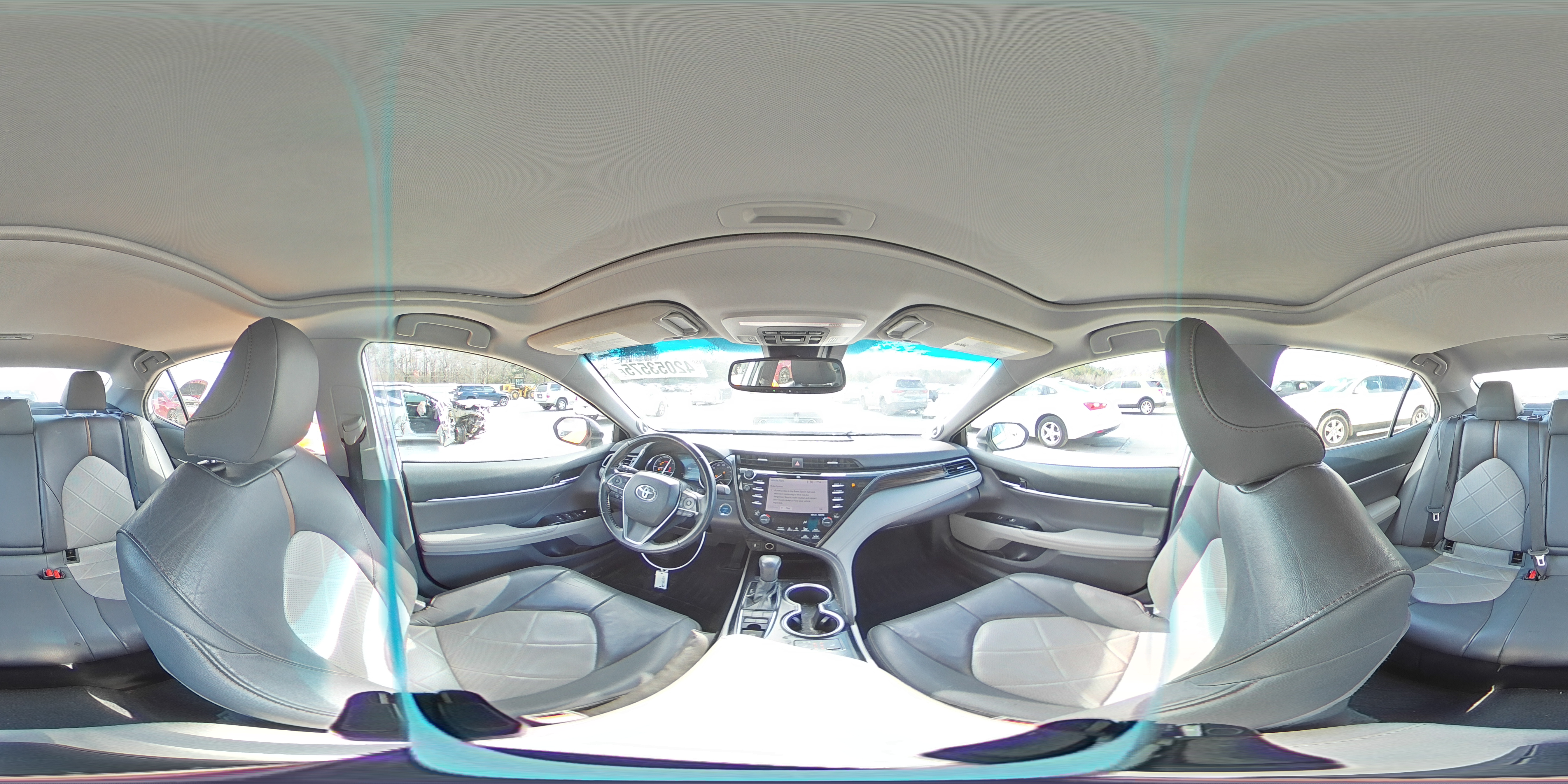 2019 Toyota Camry - Image 12