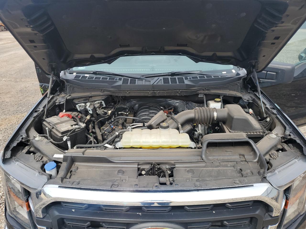 2023 Ford F-150 - Image 11