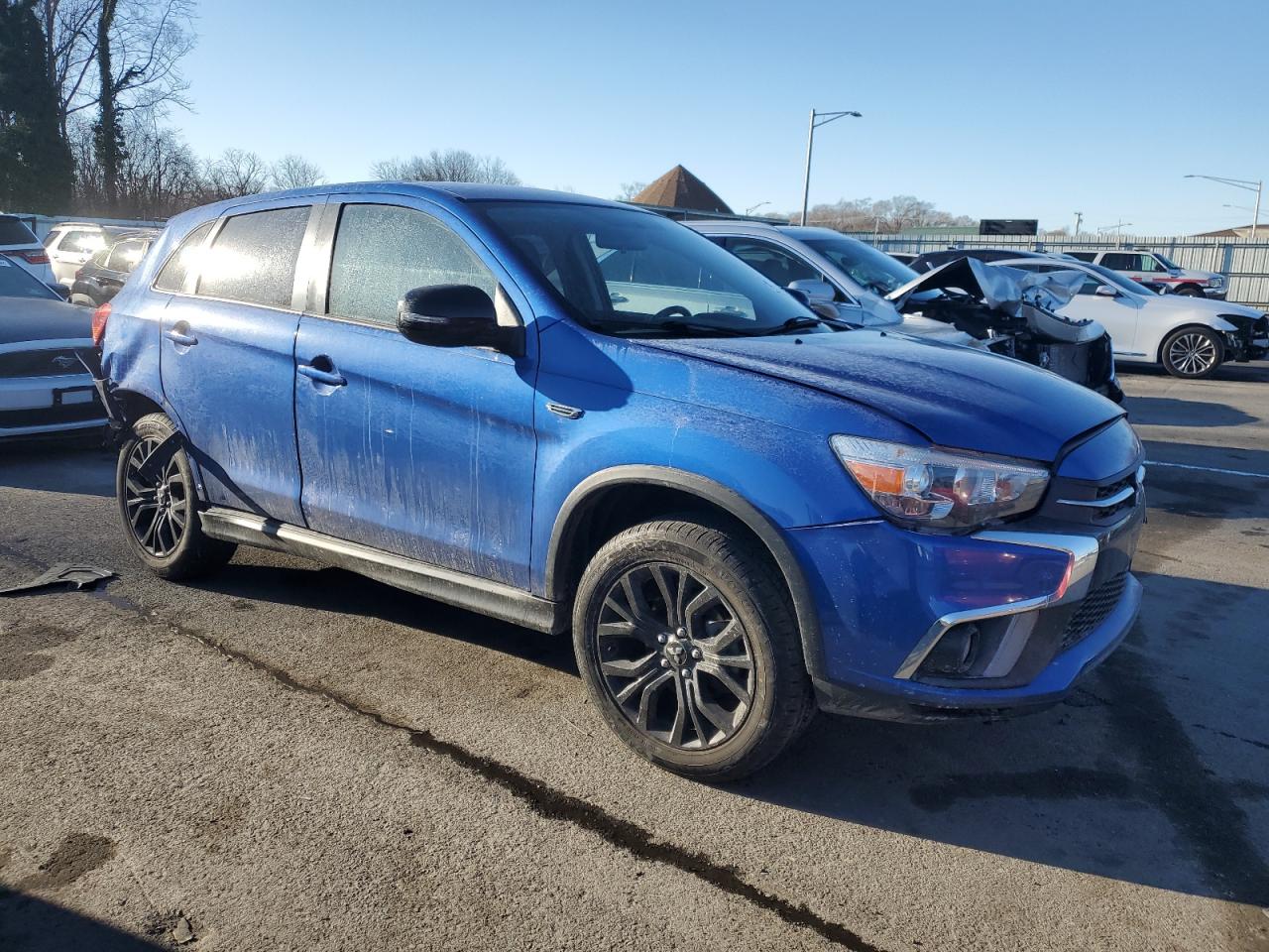 2018 Mitsubishi Outlander - Image 4