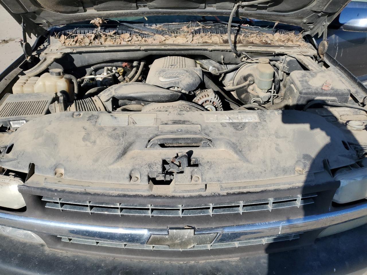2001 Chevrolet Silverado - Image 11