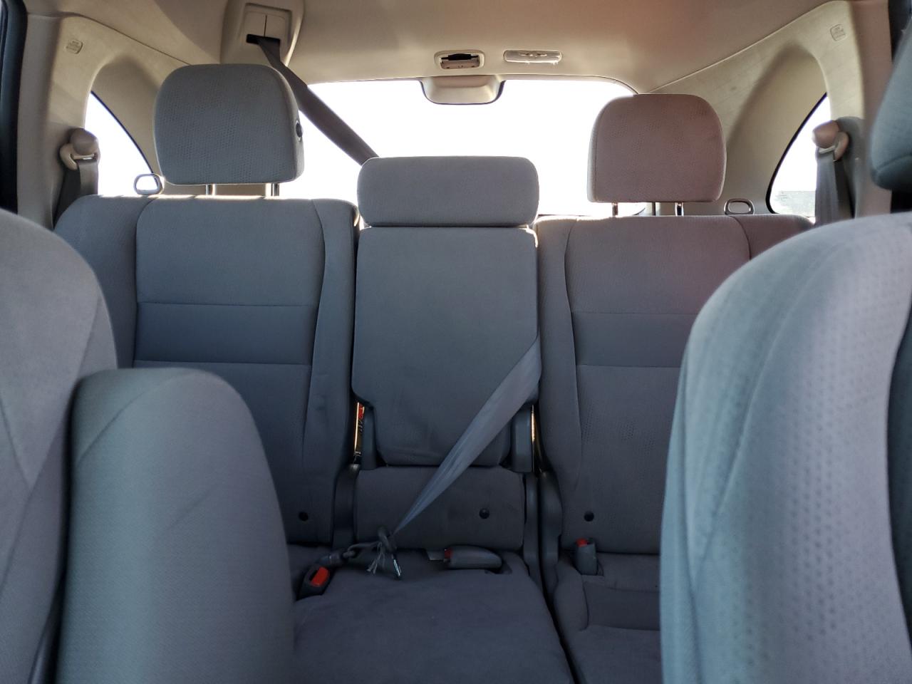 2011 Honda CR-V - Image 10