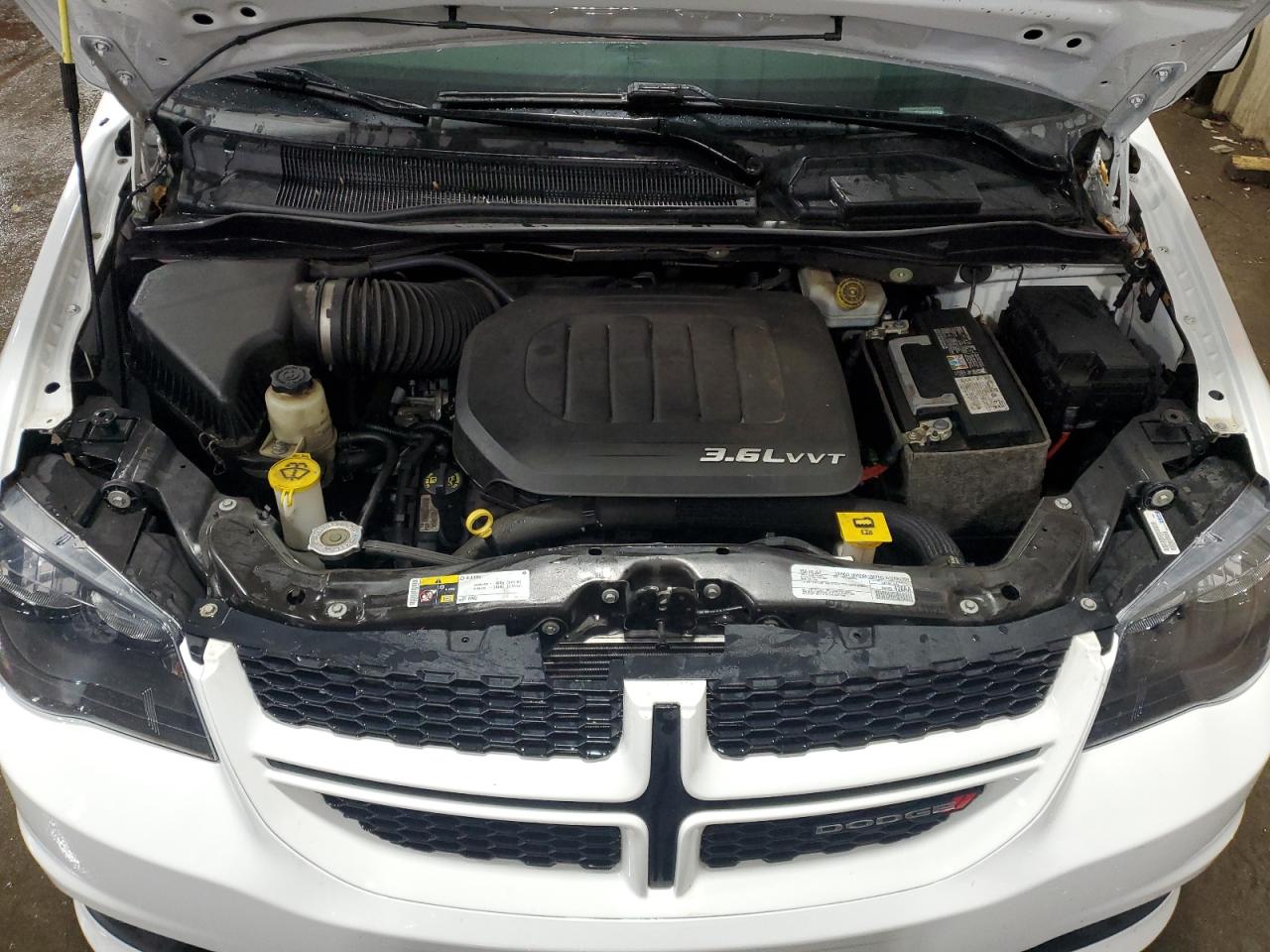 2019 Dodge Caravan - Image 13