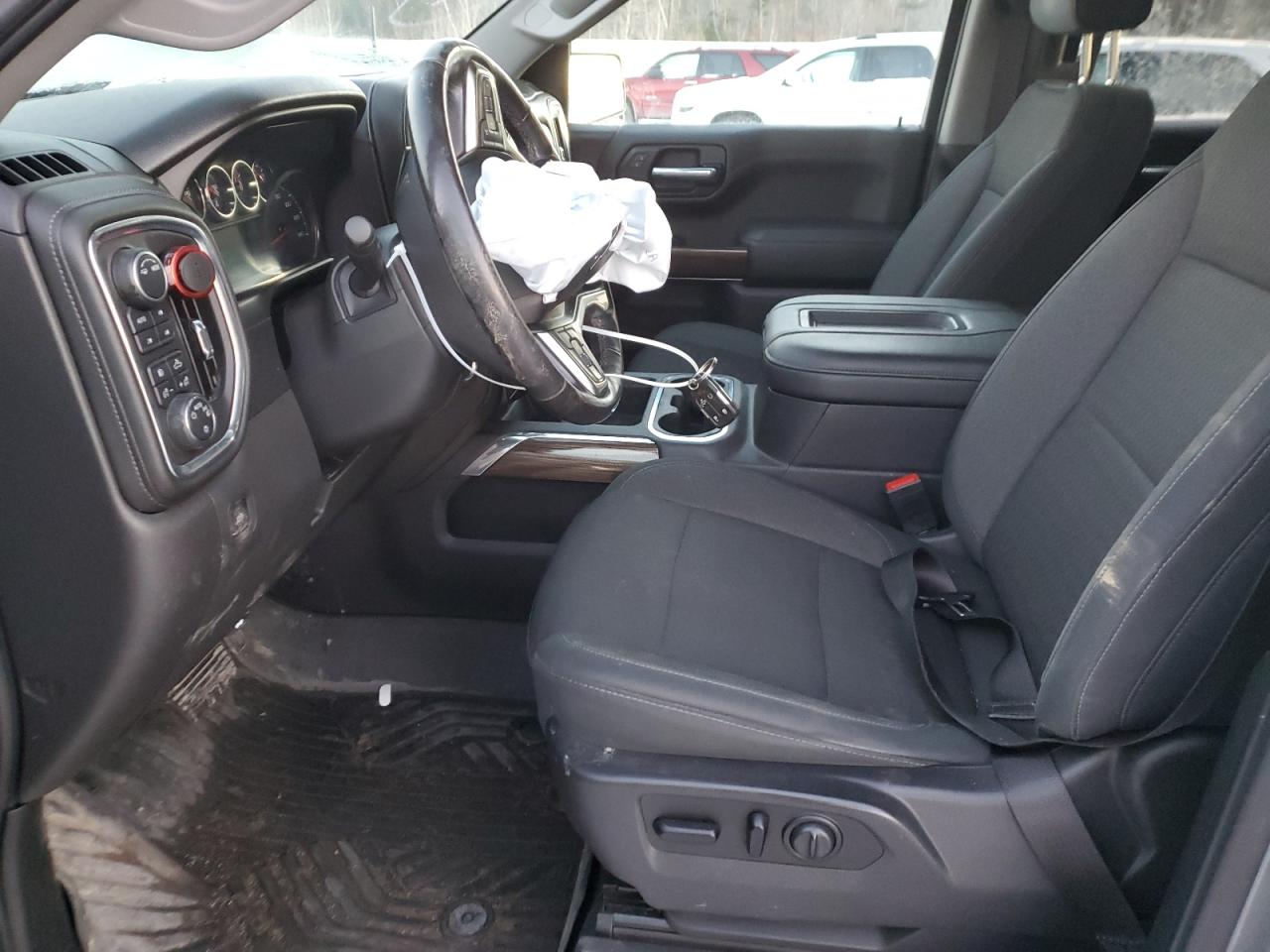 2020 Chevrolet Silverado - Image 7