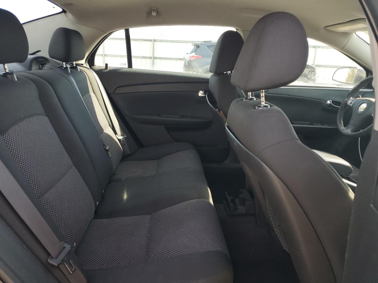 2010 Chevrolet Malibu - Image 11