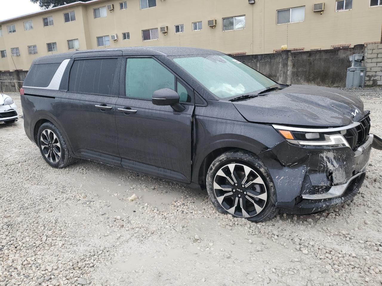 2024 Kia Carnival - Image 4