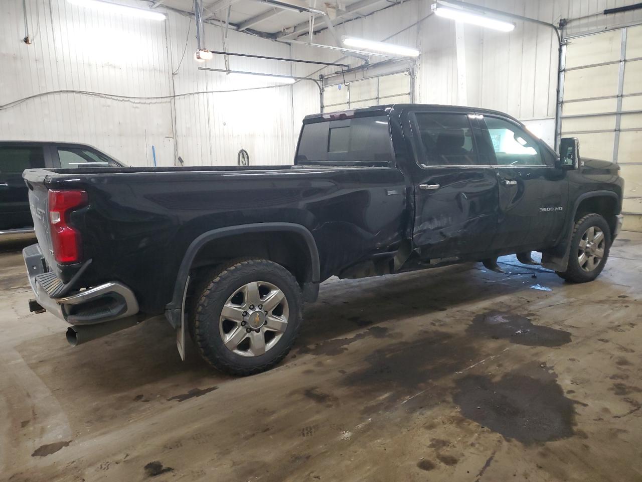 2021 Chevrolet Silverado - Image 3