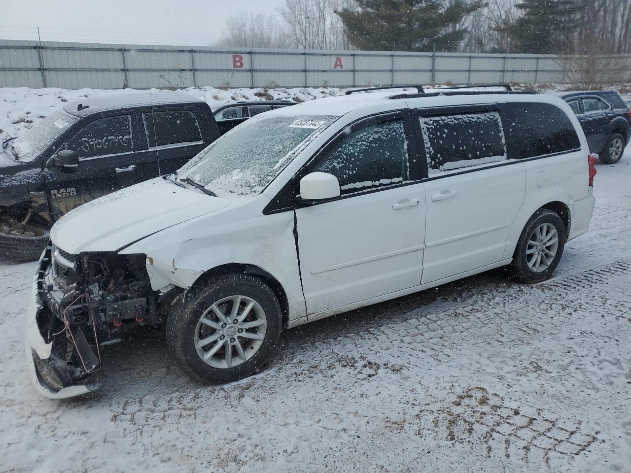 2016 Dodge Caravan - Image 1