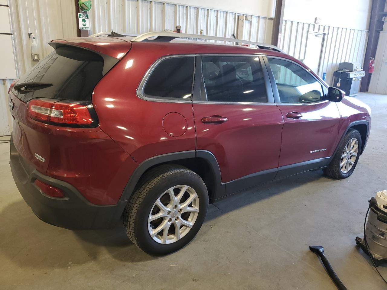 2016 Jeep Grand Cherokee - Image 3