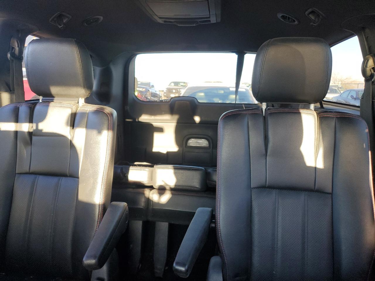 2014 Dodge Grand Caravan R/T VIN: 2C4RDGEG2ER337499 Lot: 89197025