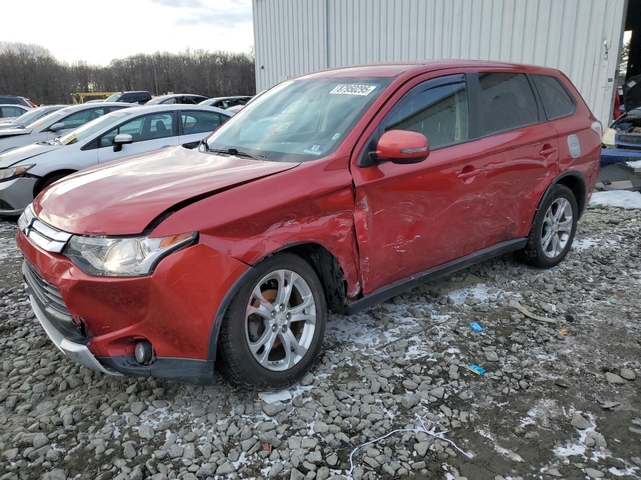 2015 Mitsubishi Outlander - Image 1