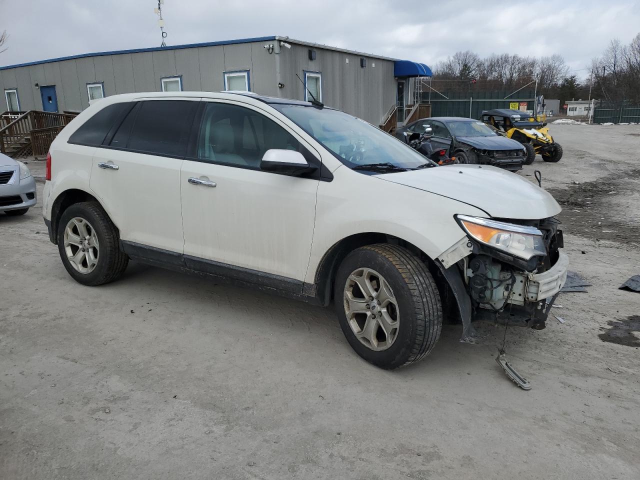 2011 Ford Edge - Image 4