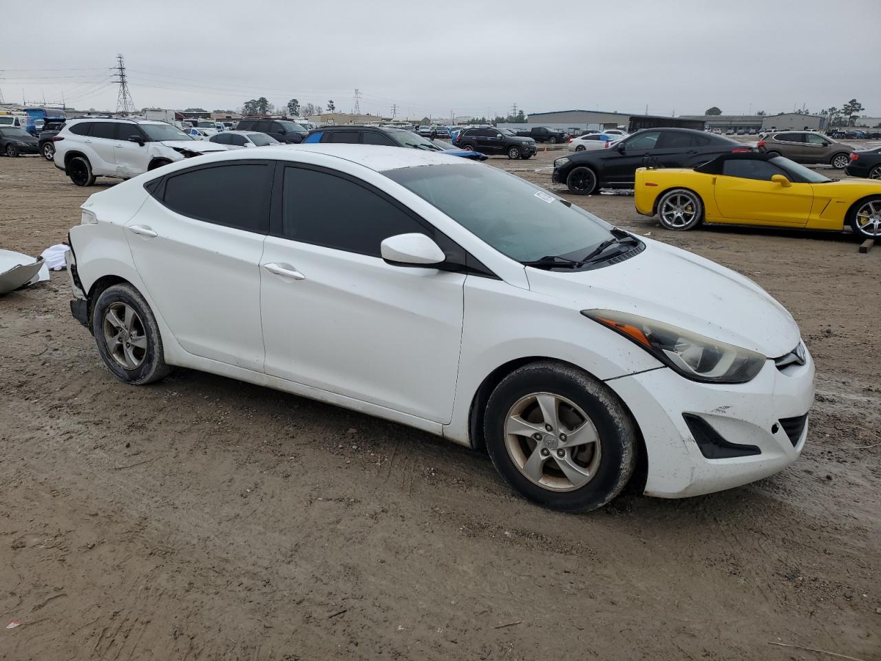 2015 Hyundai Elantra - Image 4