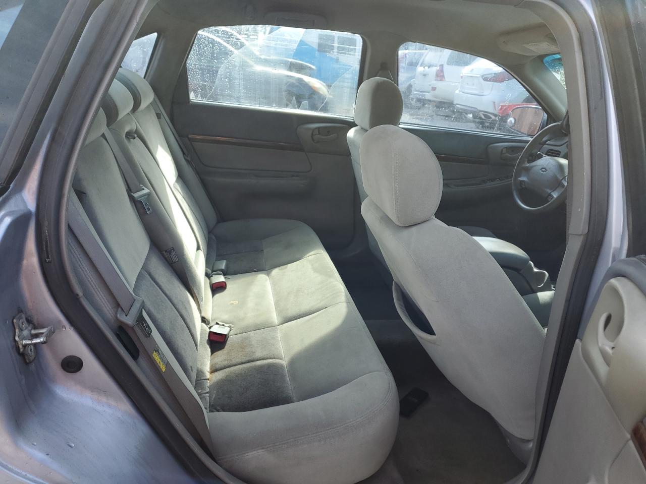 2005 Chevrolet Impala - Image 10