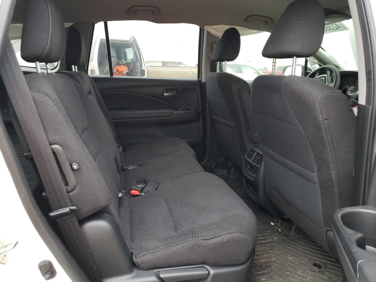 2018 Honda Pilot - Image 11