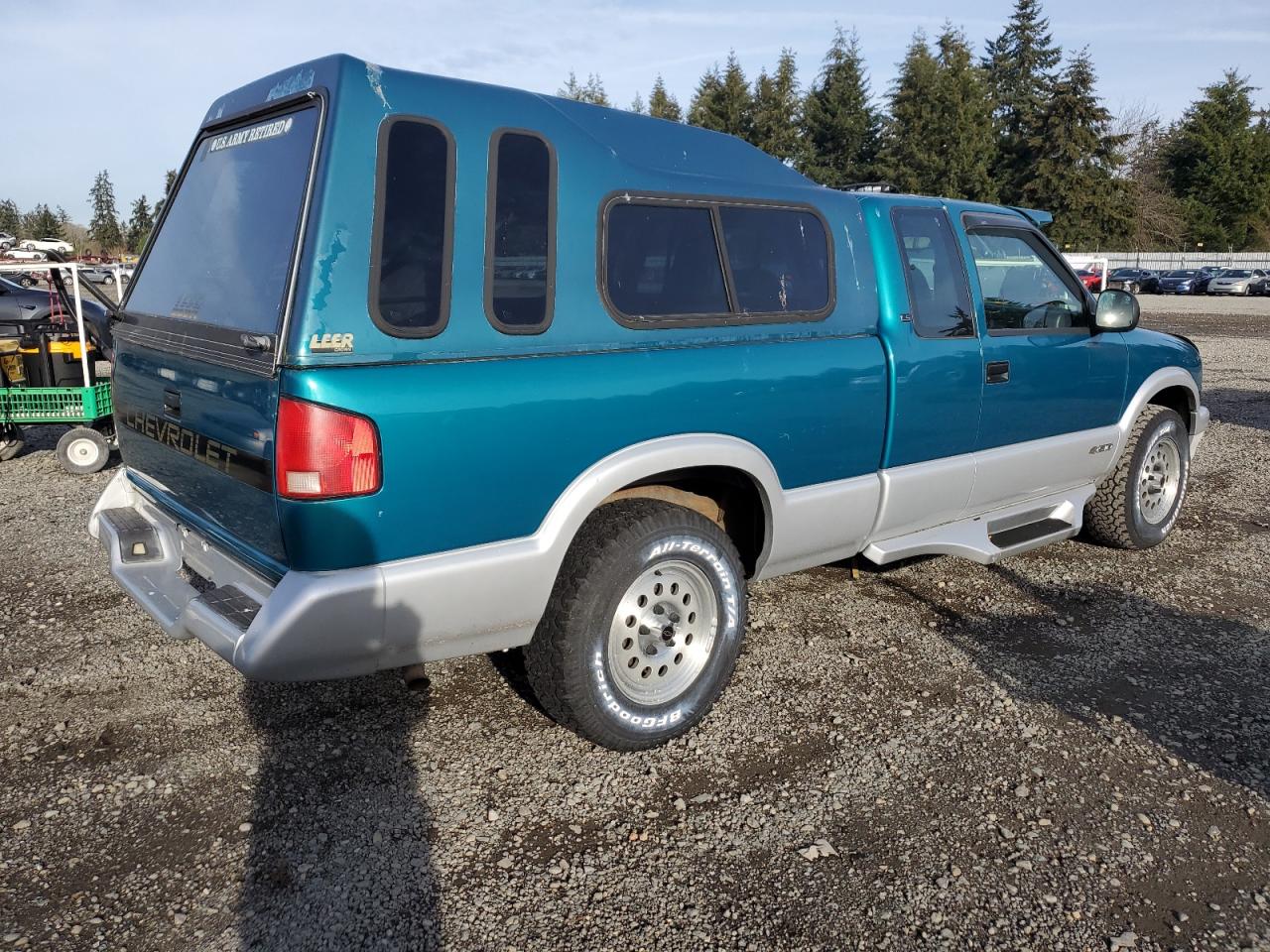 1995 Chevrolet S-10 Pickup - Image 3