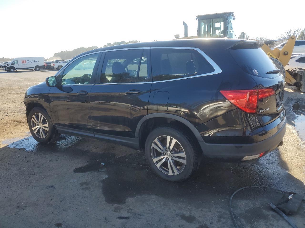2018 Honda Pilot - Image 2