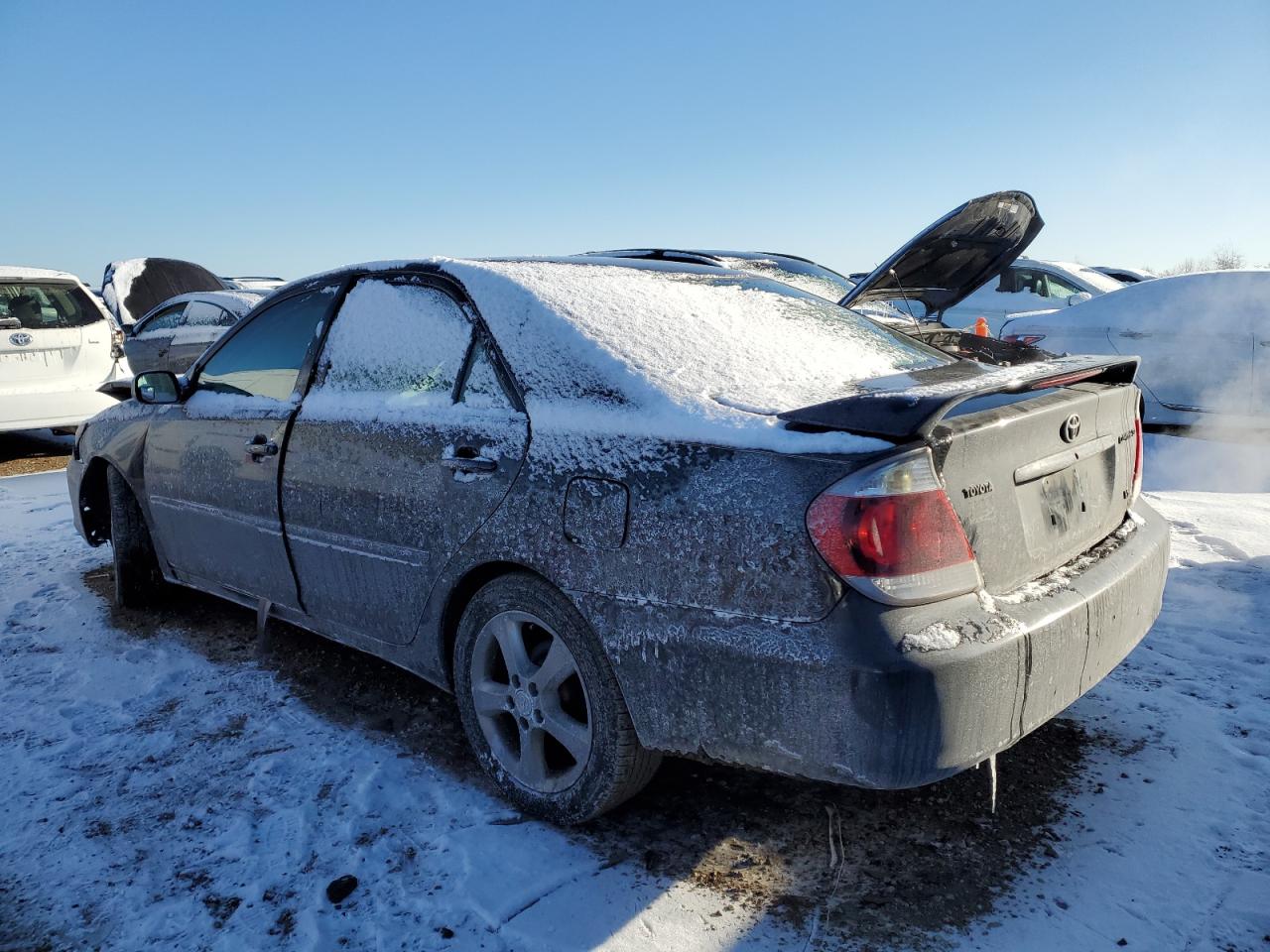 2005 Toyota Camry - Image 2