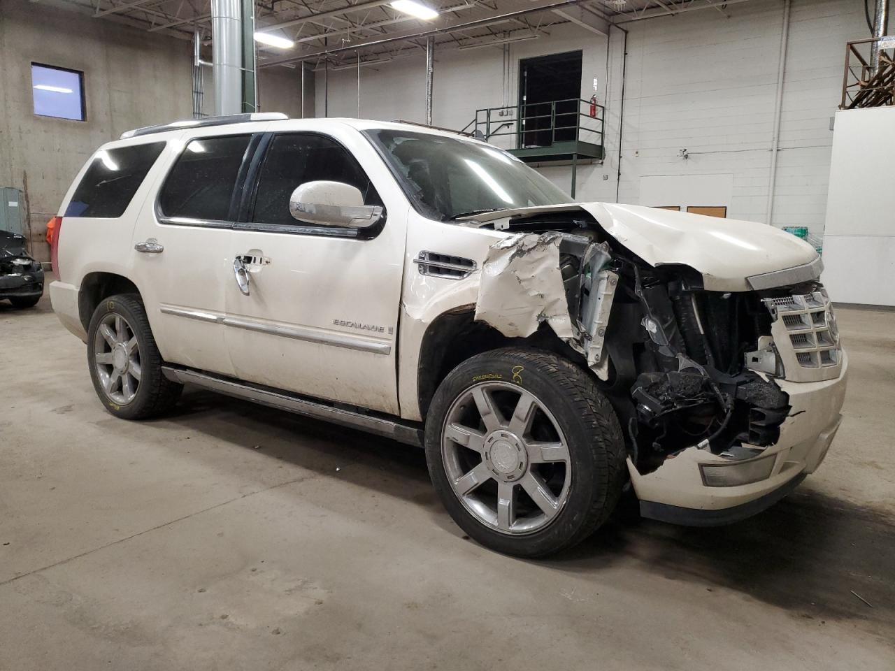 2008 Cadillac Escalade - Image 4