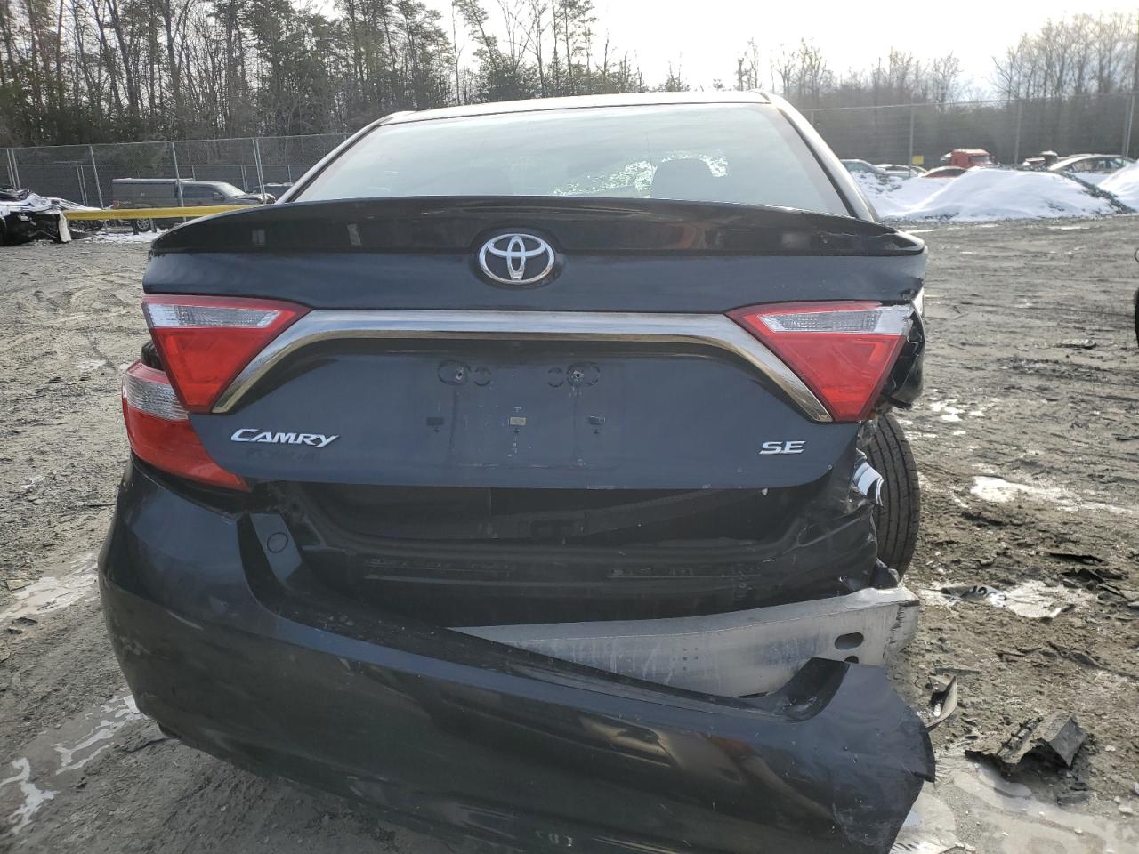 2016 Toyota Camry - Image 6