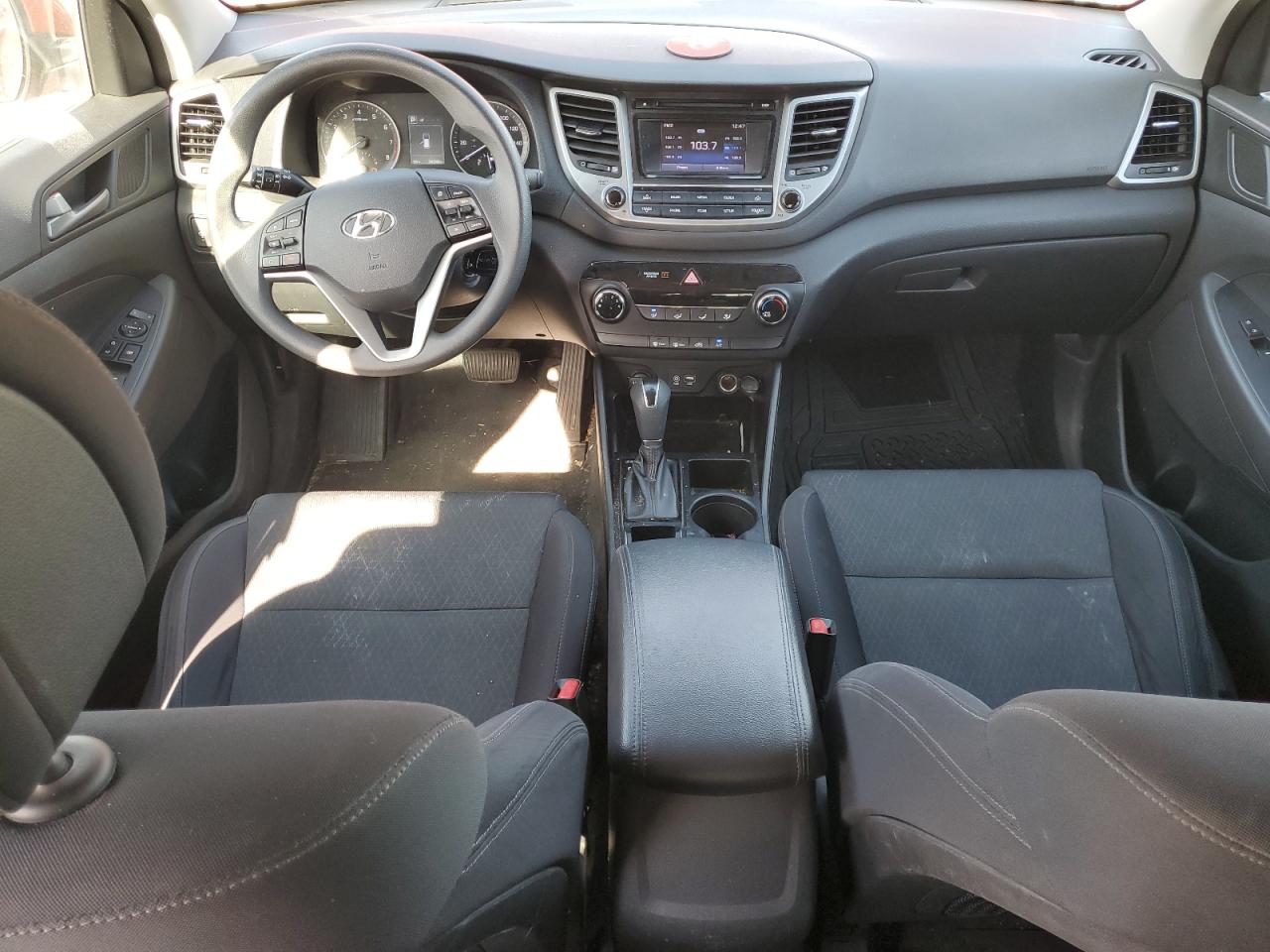 2016 Hyundai Tucson - Image 8