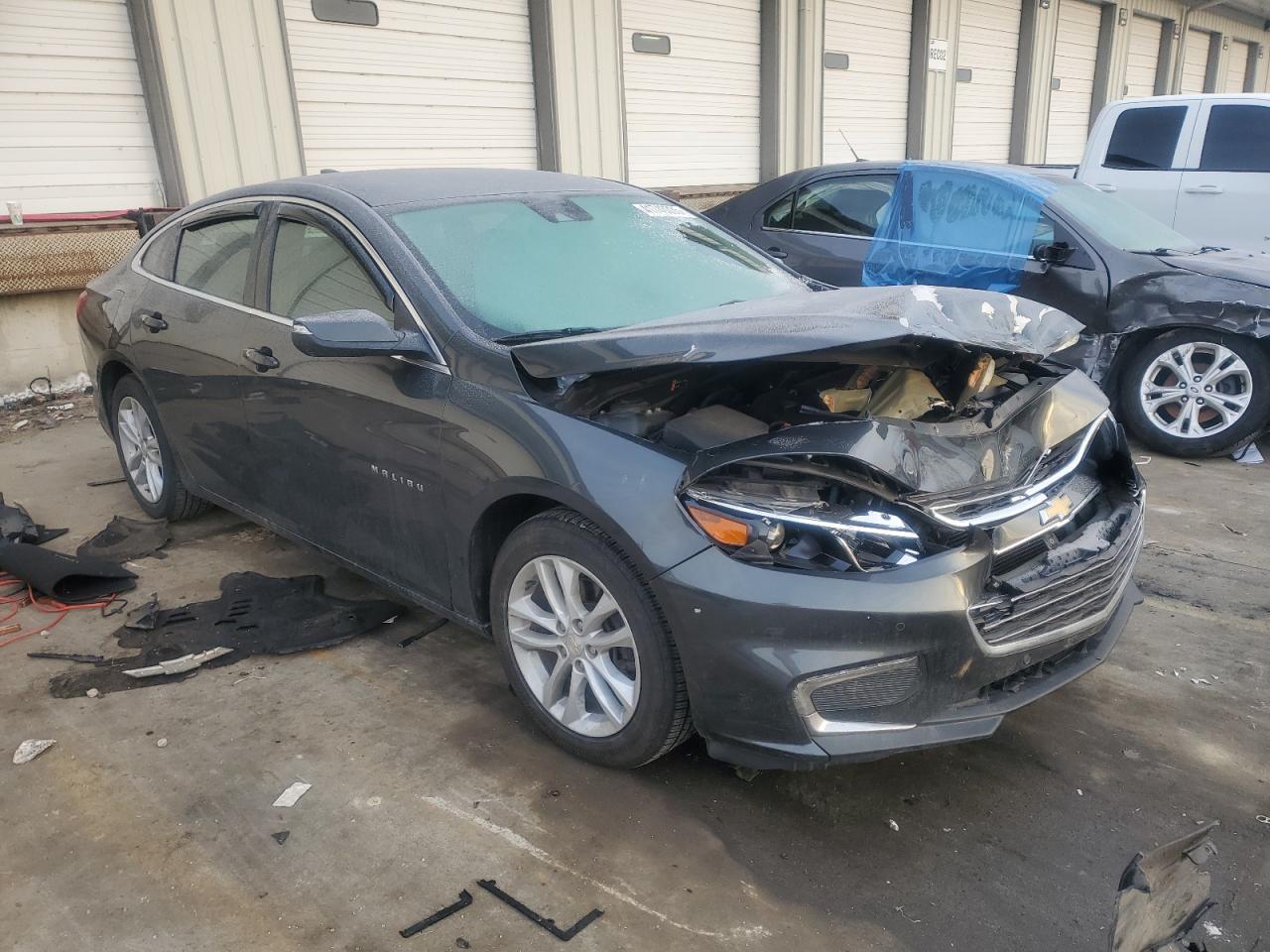 2016 Chevrolet Malibu - Image 4