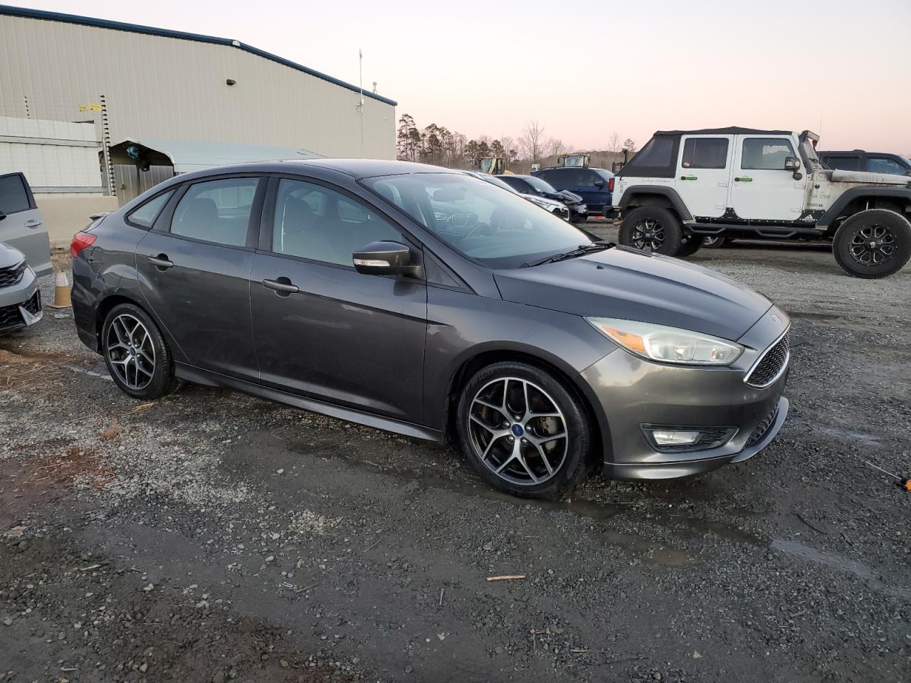 2016 Ford Focus - Image 5