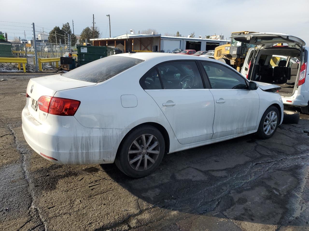 2014 Volkswagen Jetta - Image 3