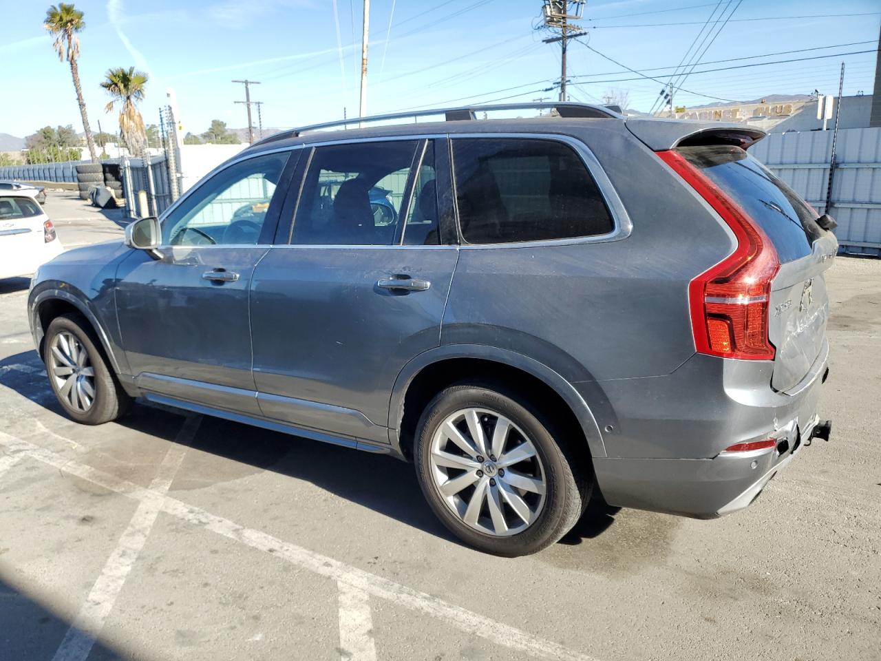 2016 Volvo XC90 - Image 2