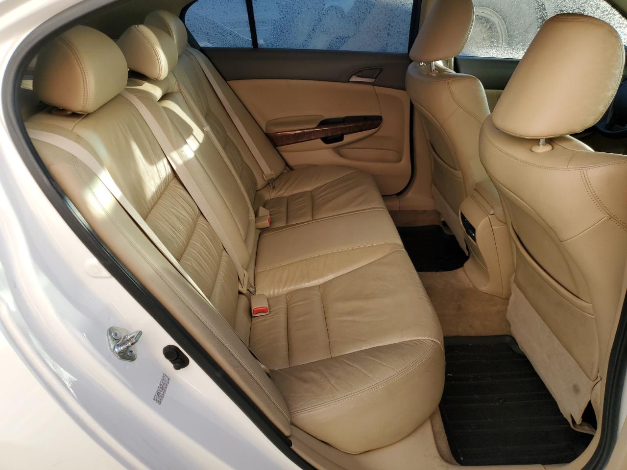 2010 Honda Accord - Image 10
