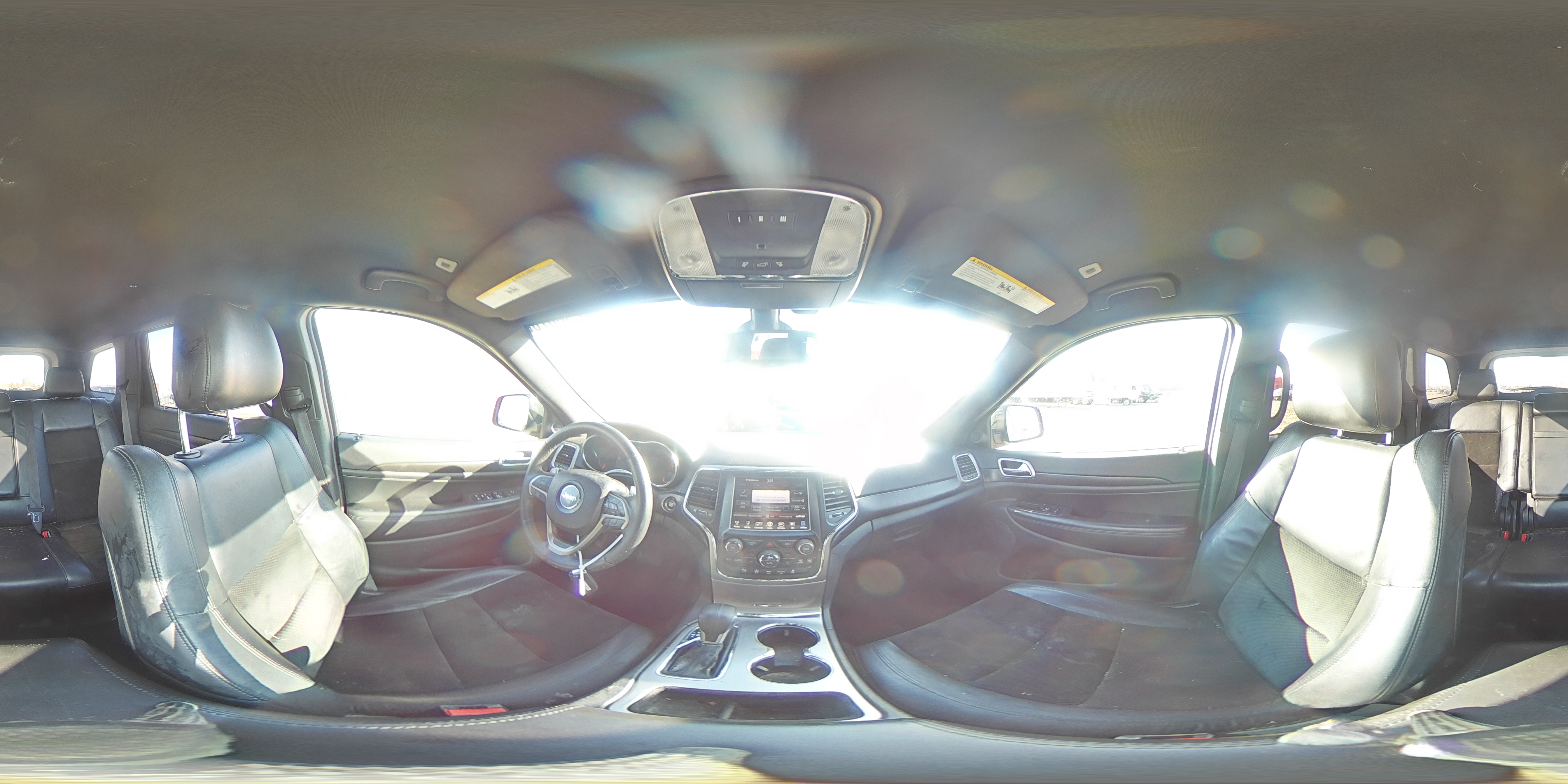 2017 Jeep Grand Cherokee - Image 13