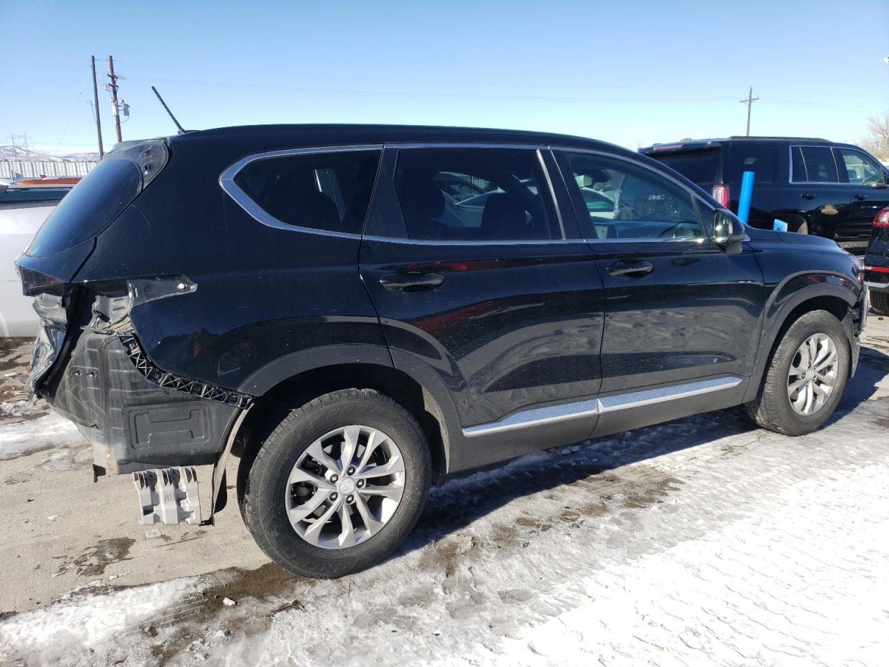 2020 Hyundai Santa Fe - Image 3