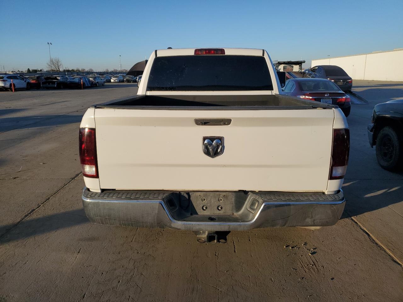 2016 RAM 1500 - Image 6