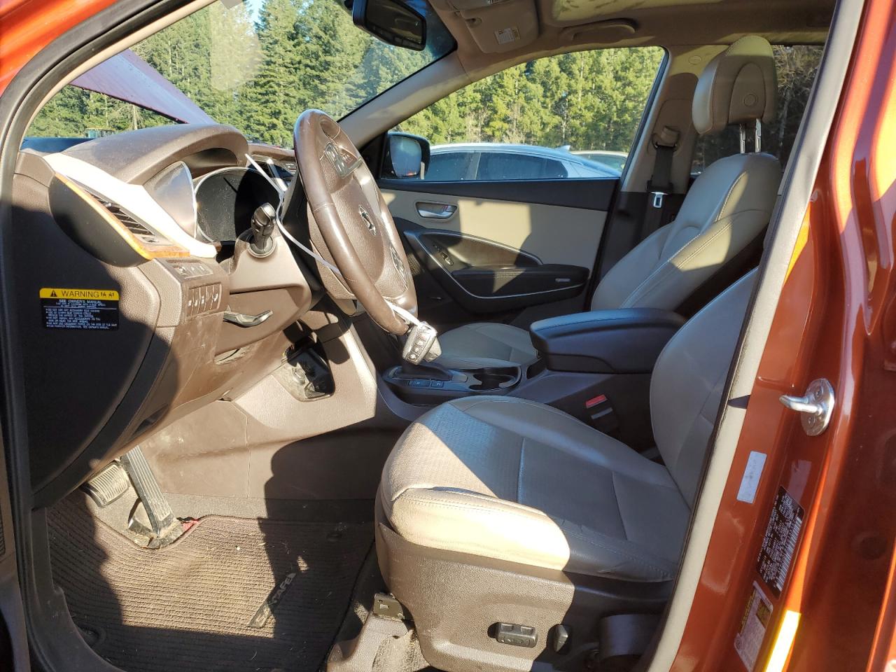 2014 Hyundai Santa Fe - Image 7