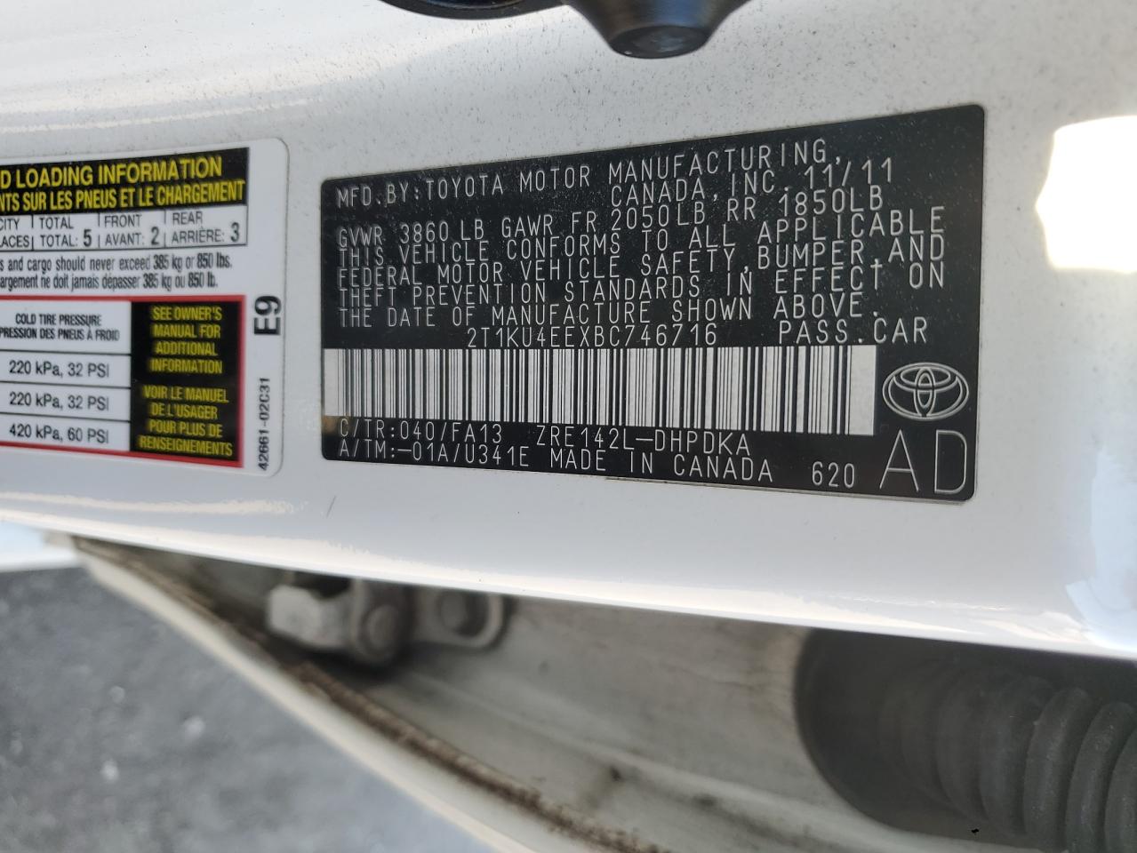 2011 Toyota Matrix - Image 12