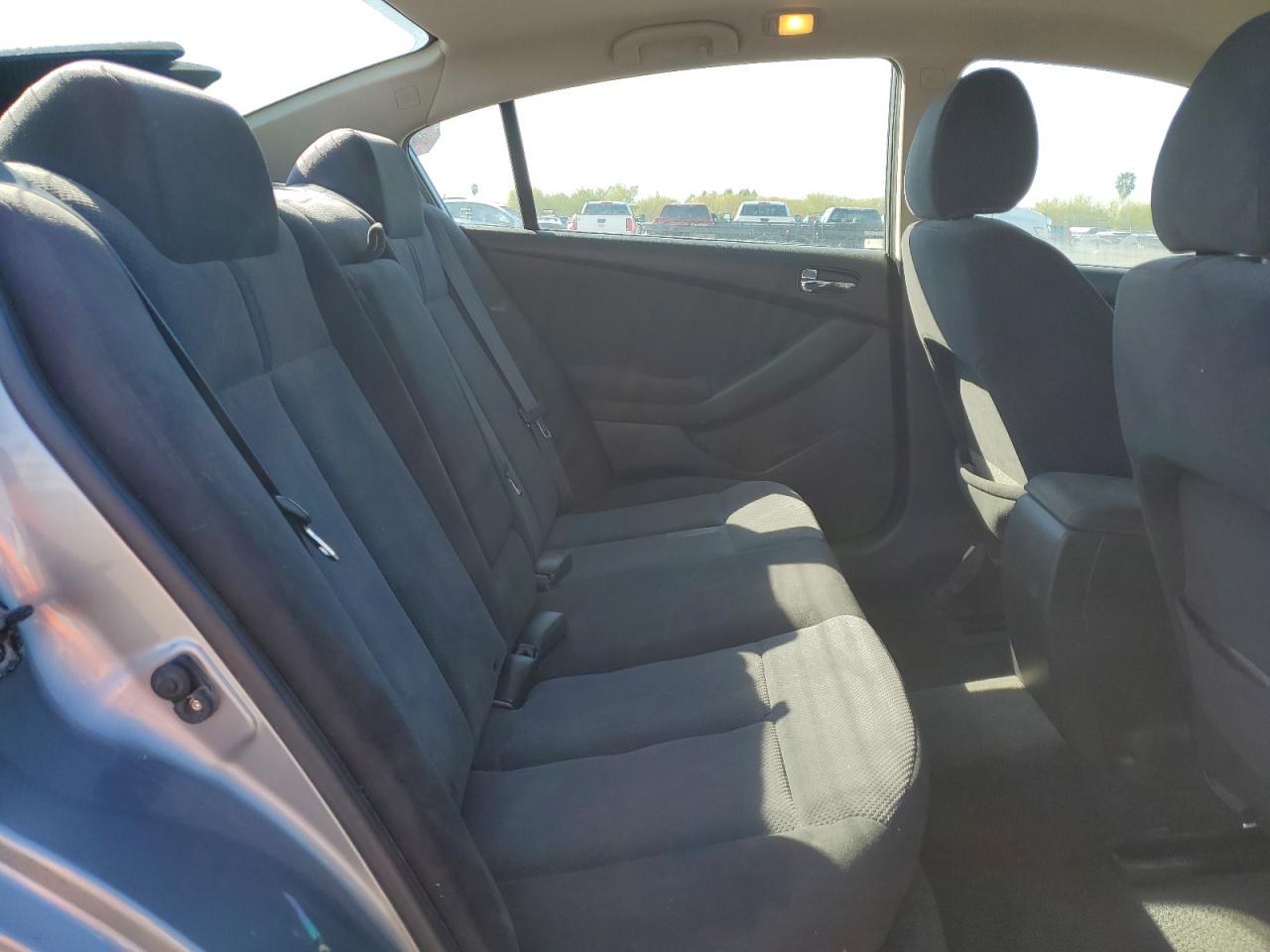 2008 Nissan Altima - Image 10