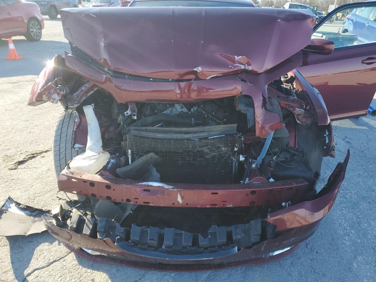 2019 Chrysler 300 - Image 11