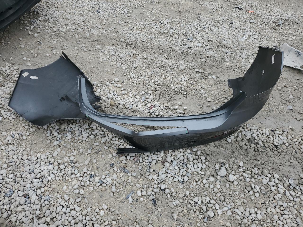 2017 Hyundai Elantra - Image 12