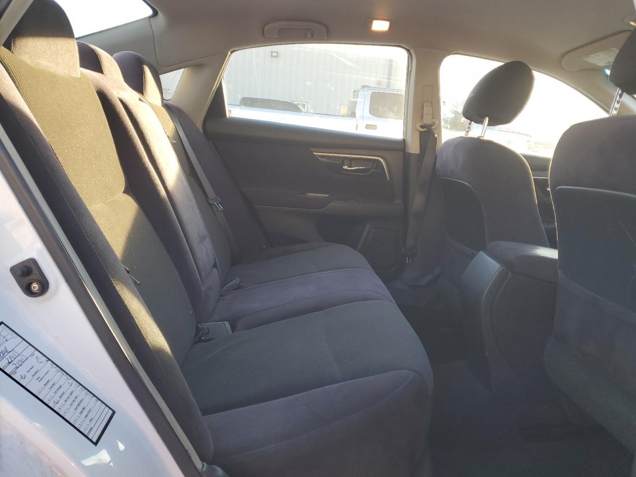 2013 Nissan Altima - Image 10