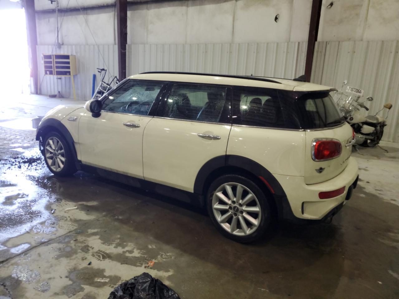2017 MINI Cooper - Image 2