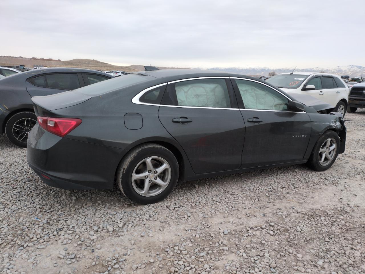 2017 Chevrolet Malibu - Image 3