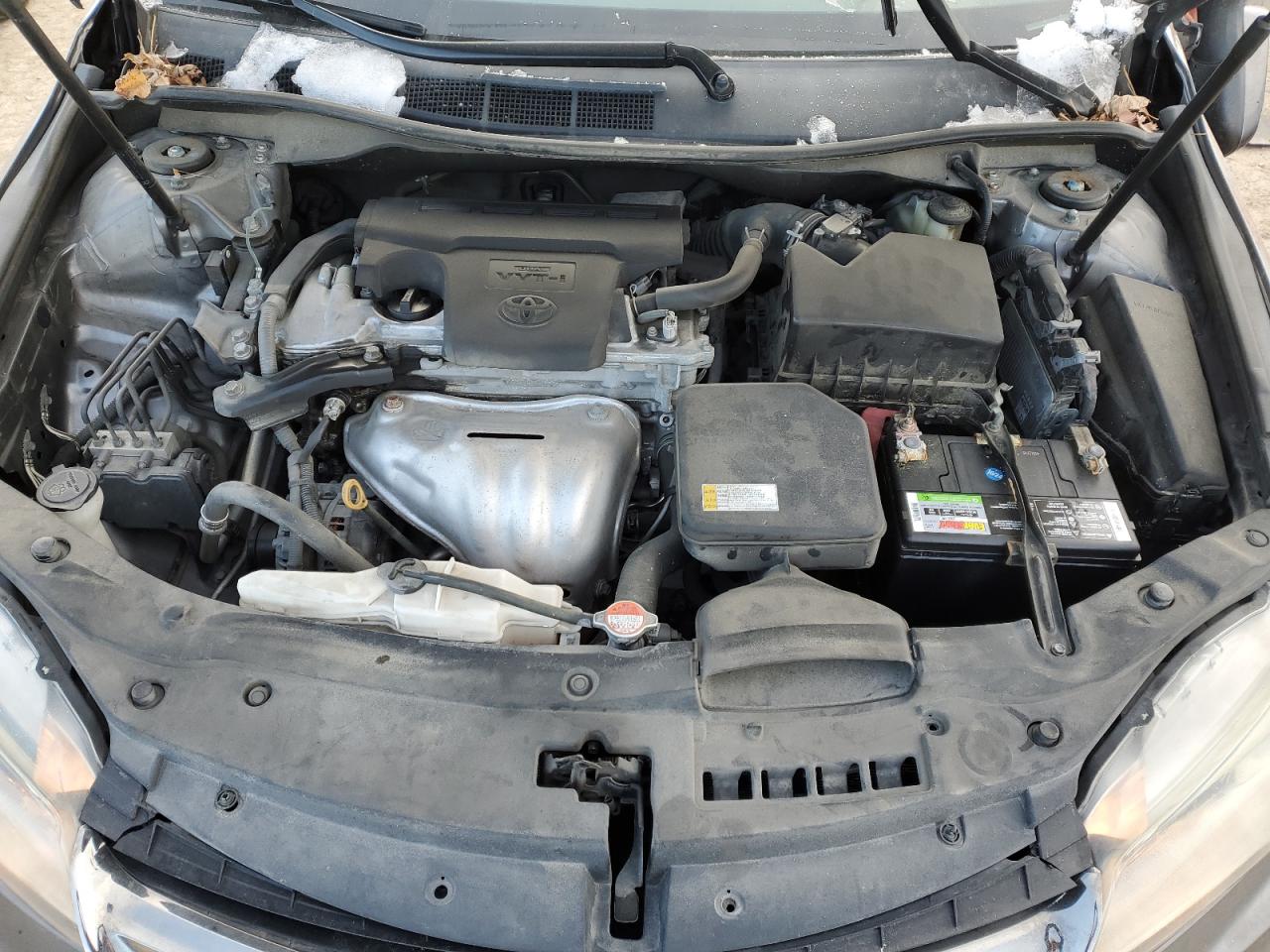 2016 Toyota Camry - Image 12