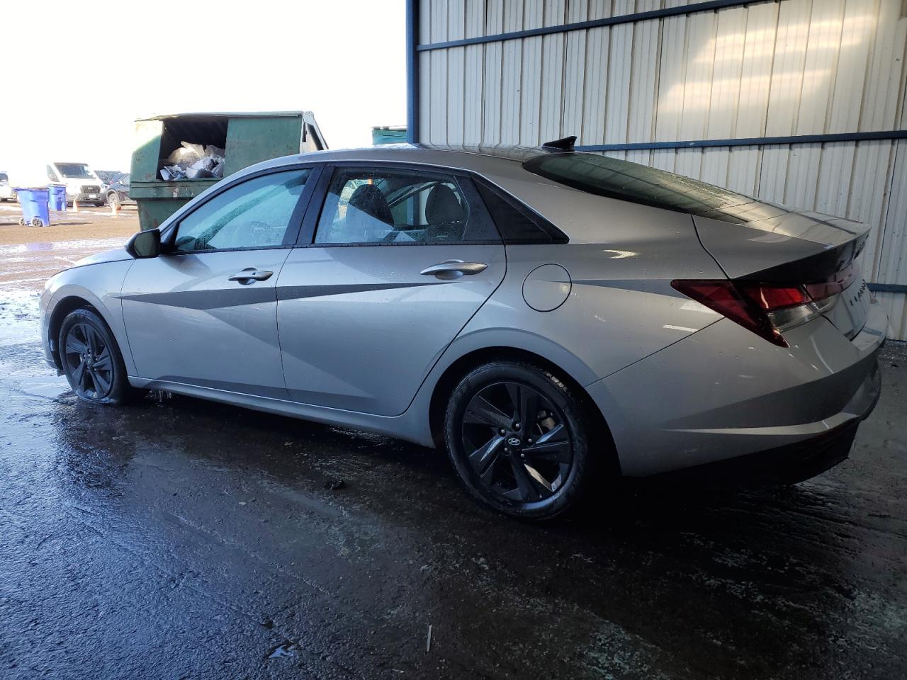 2023 Hyundai Elantra - Image 2