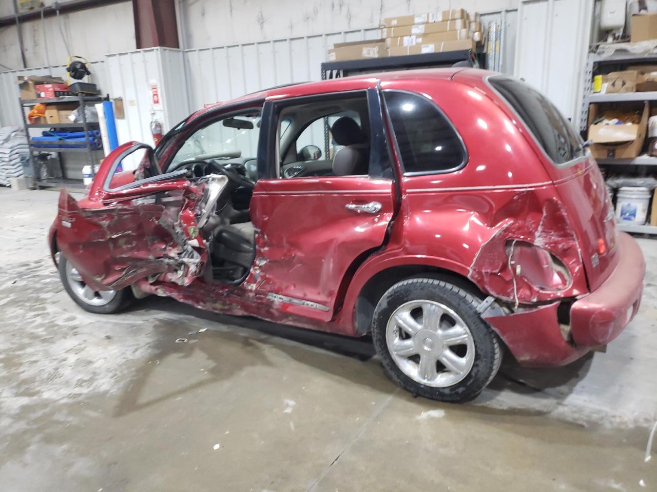 2005 Chrysler PT Cruiser - Image 2