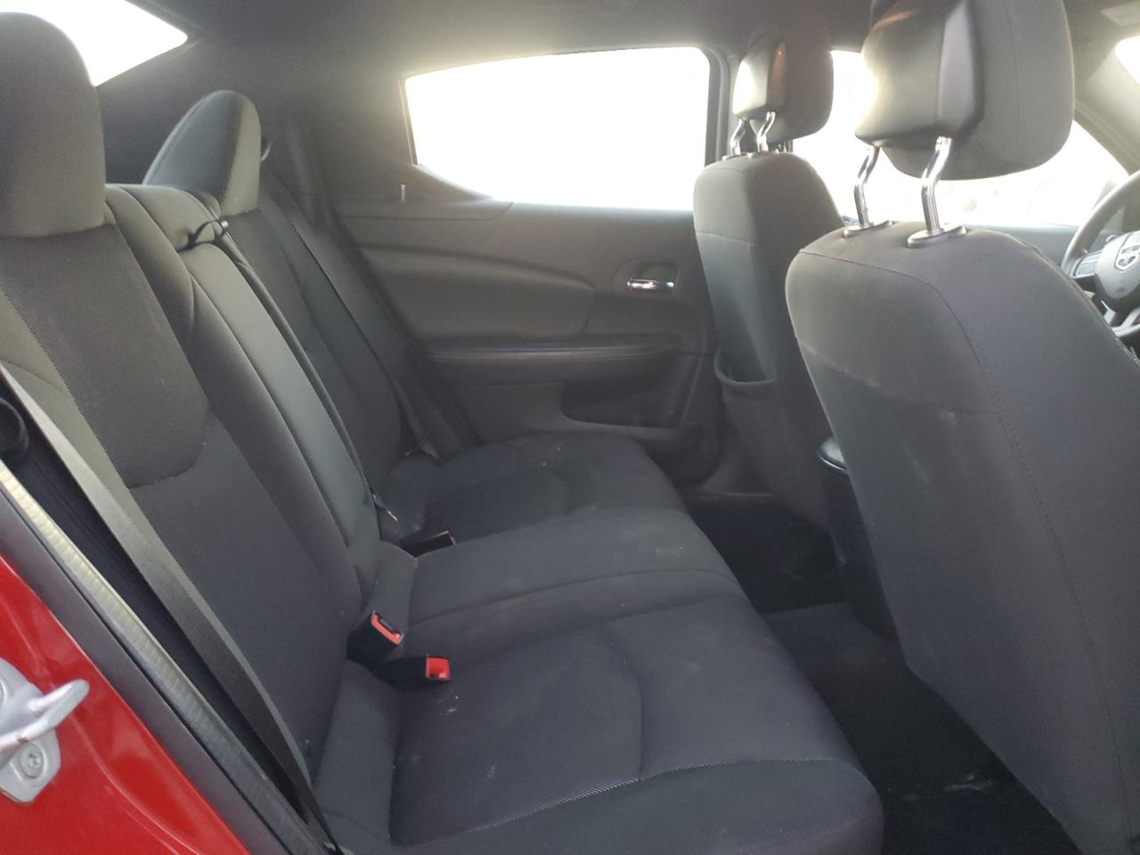 2013 Dodge Avenger - Image 10