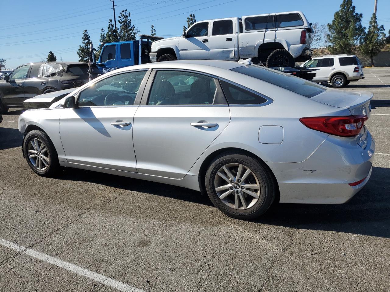 5NPE24AF3FH030485 2015 HYUNDAI SONATA - Image 2