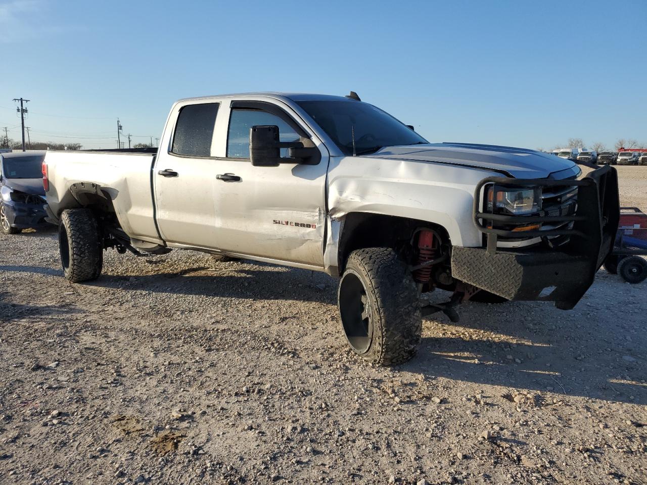 2018 Chevrolet Silverado - Image 4